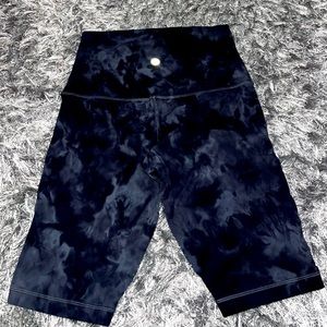 Lululemon align shorts. Size 6